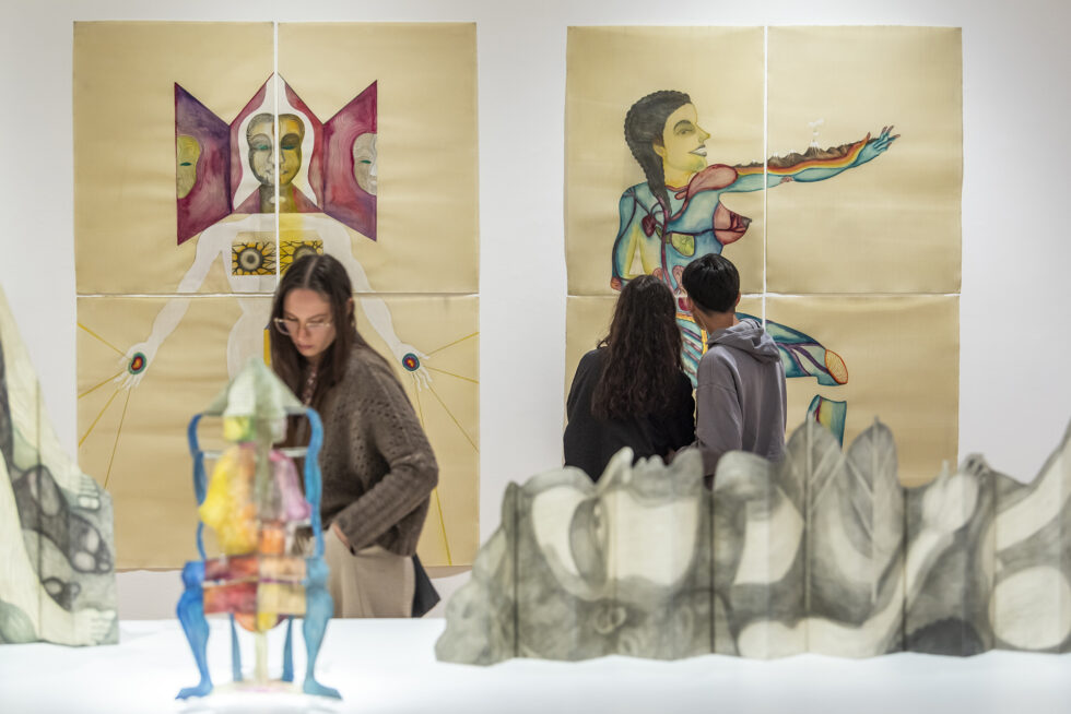 Sandra Vásquez de la Horra, Los volcanes despiertos, 10.04. — 28.07.25, Sala 3, Nivel 1. Foto: © Santiago Ortí / Museo de Arte Latinoamericano de Buenos Aires Malba