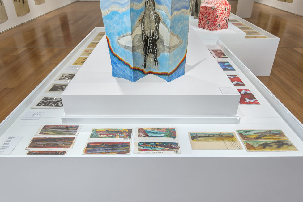 Sandra Vásquez de la Horra, Los volcanes despiertos, 10.04. — 28.07.25, Sala 3, Nivel 1. Foto: © Santiago Ortí / Museo de Arte Latinoamericano de Buenos Aires Malba